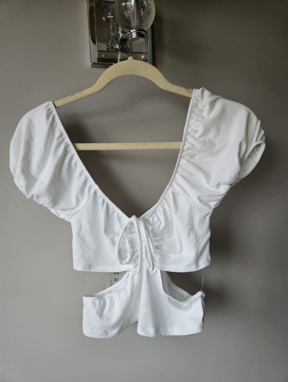 NWT Gaze White Puff Sleeve Tie-Front Cutout Crop Top - Sizd Medium